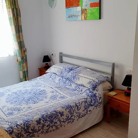 Apartment Close To Amenities *